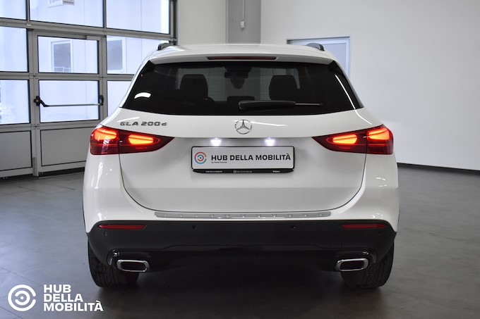 MERCEDES-BENZ GLA 200 d Automatic Progressive Advanced